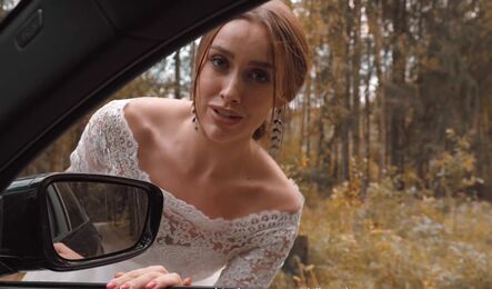 Красивая невеста сбежала со свадьбы и вот что с ней произошло потом..