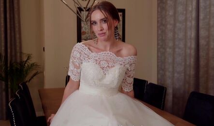 Красивая невеста сбежала со свадьбы и вот что с ней произошло потом..