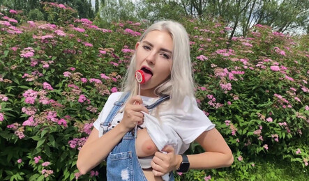 Ева Эльфи в красивом порно на природе!